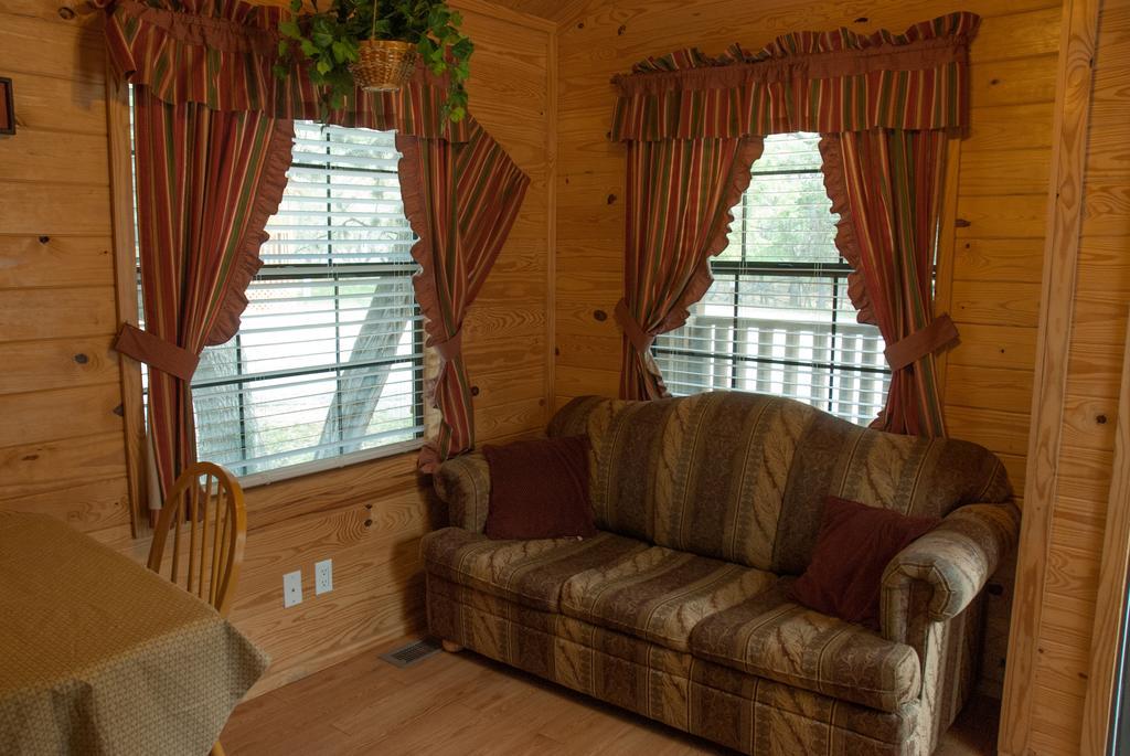 Medina Lake Camping Resort Cabin 3 Lakehills Екстериор снимка