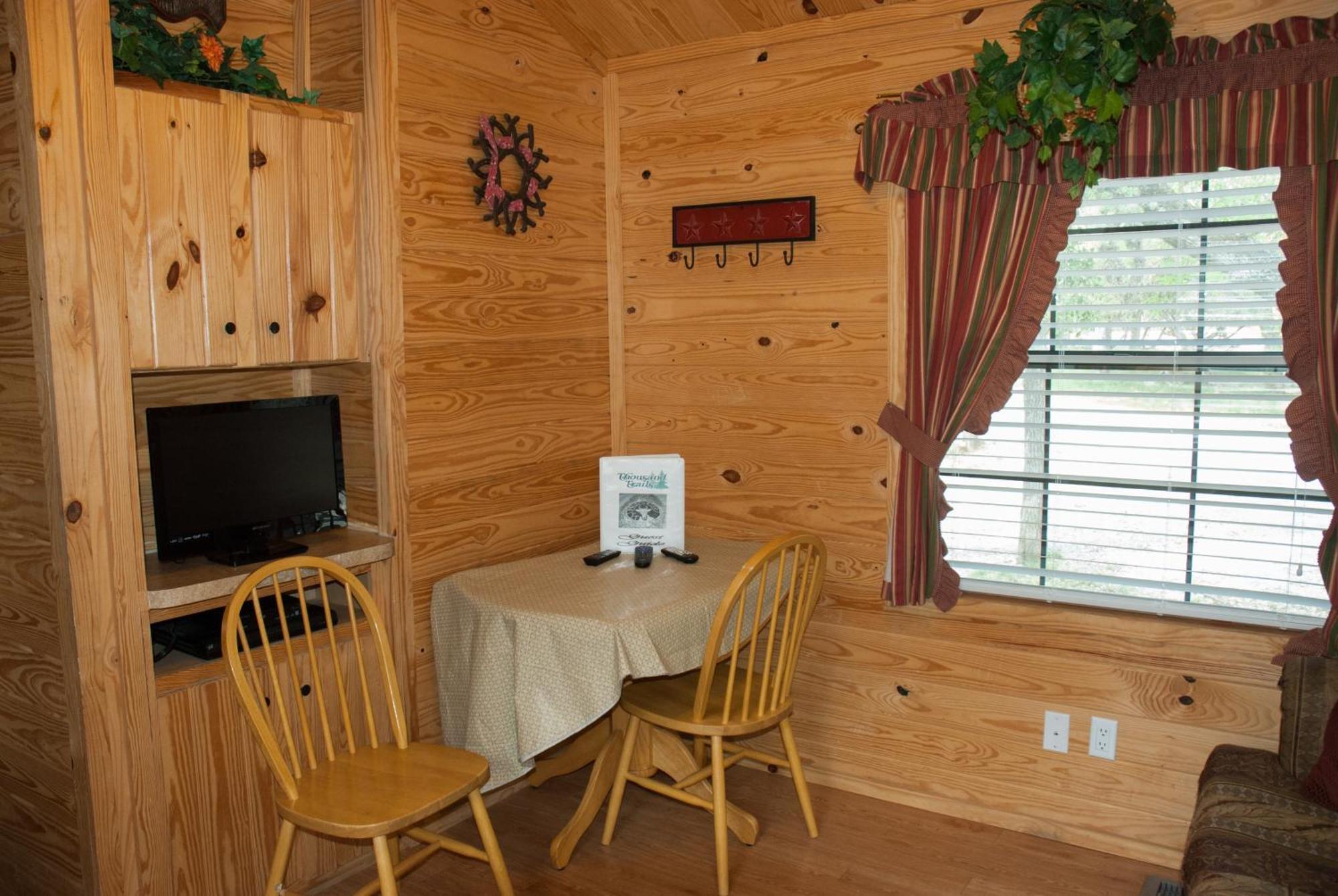 Medina Lake Camping Resort Cabin 3 Lakehills Екстериор снимка
