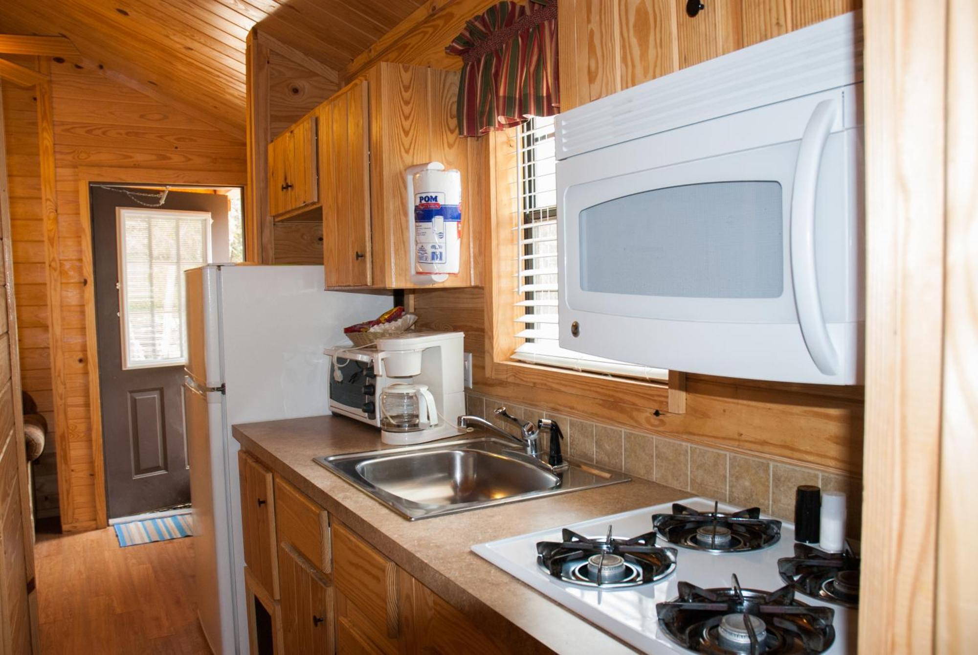 Medina Lake Camping Resort Cabin 3 Lakehills Екстериор снимка